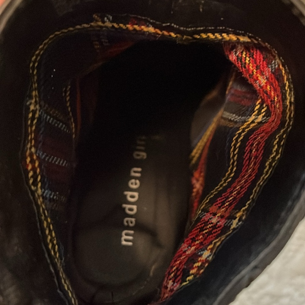 Booties - Picture 5 of 7